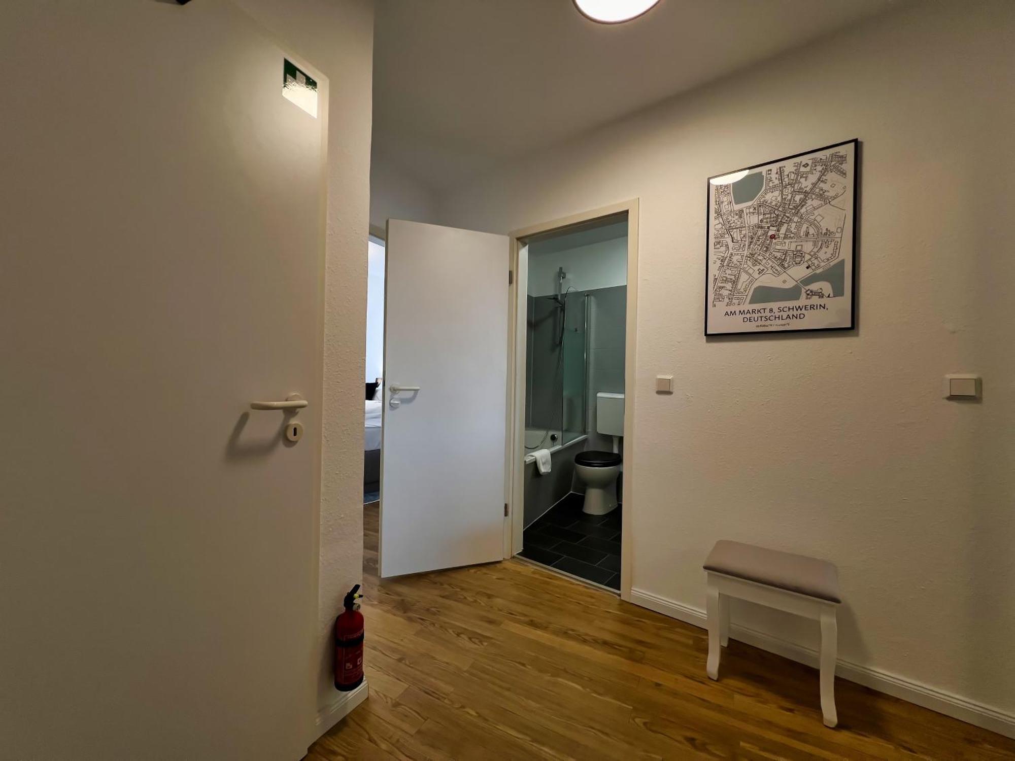 Nr 2 Modernes Apartment In Historischer Marktplatzlage 56 Qm # Cosiness Company 22 シュヴェリーン エクステリア 写真